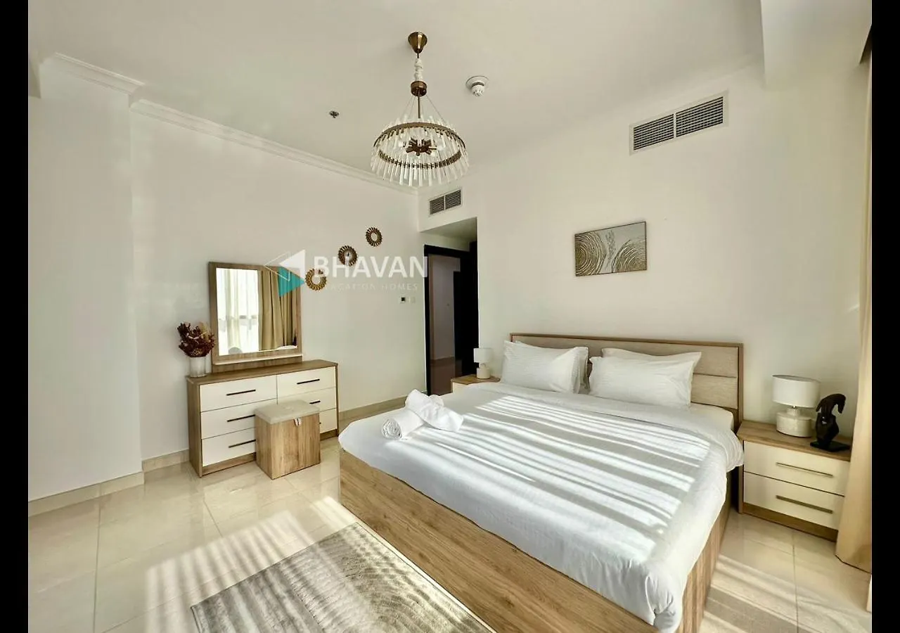 One Br In Court Tower With Beautiful City And Canal View Appartement Dubai